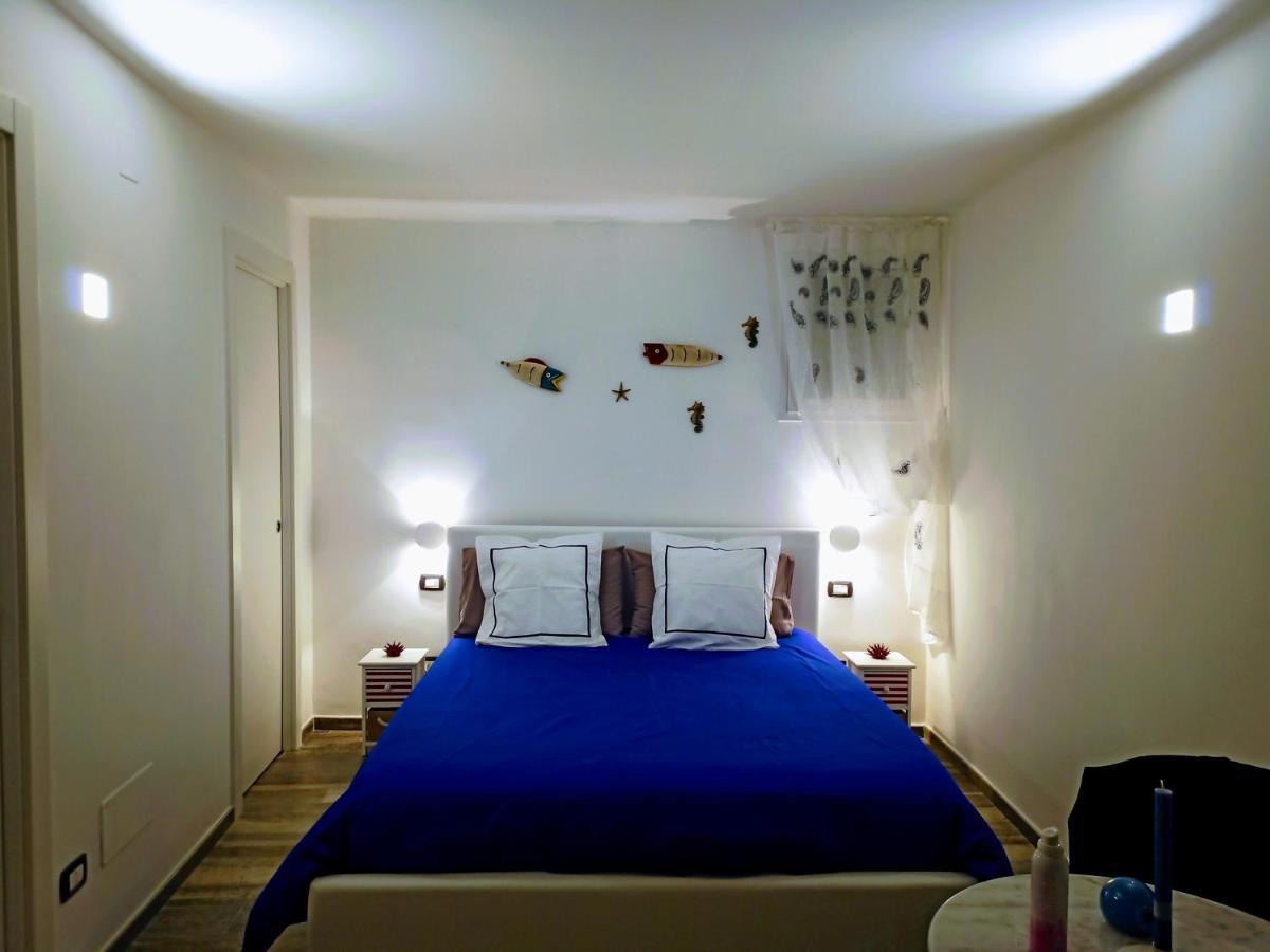 バーリ Il Pavone Bed & Breakfast エクステリア 写真