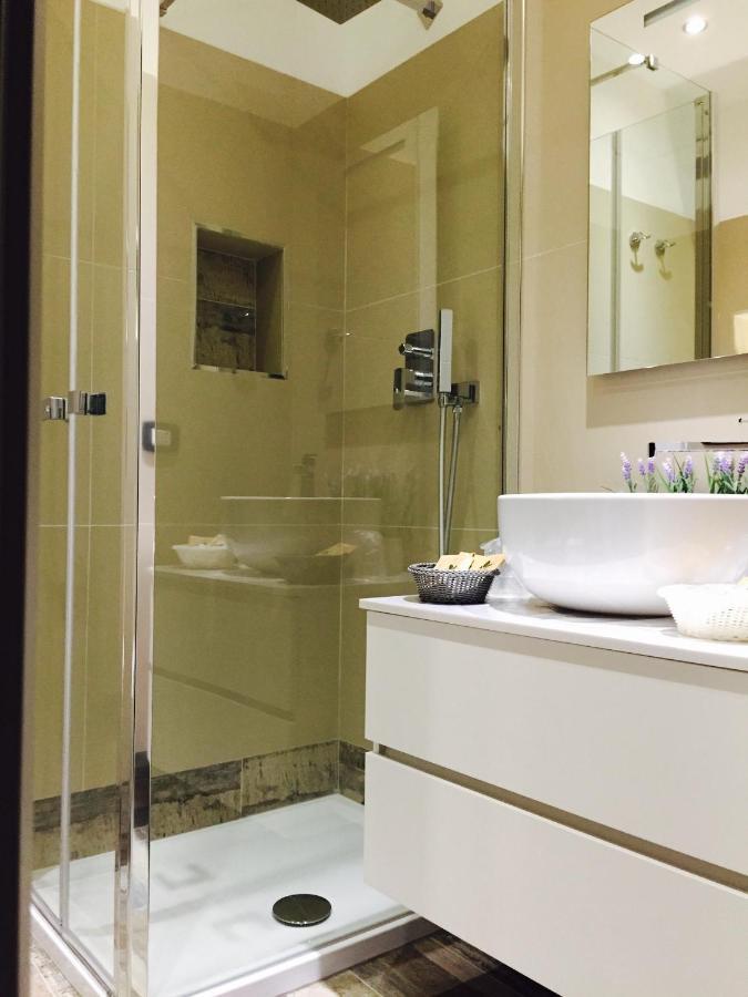 バーリ Il Pavone Bed & Breakfast エクステリア 写真