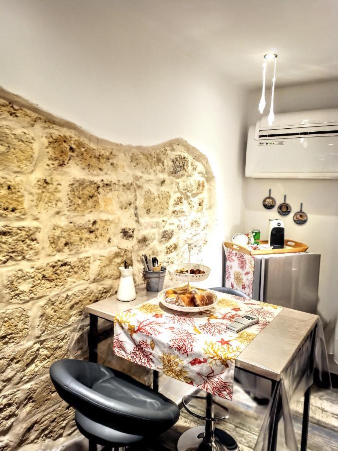 バーリ Il Pavone Bed & Breakfast エクステリア 写真